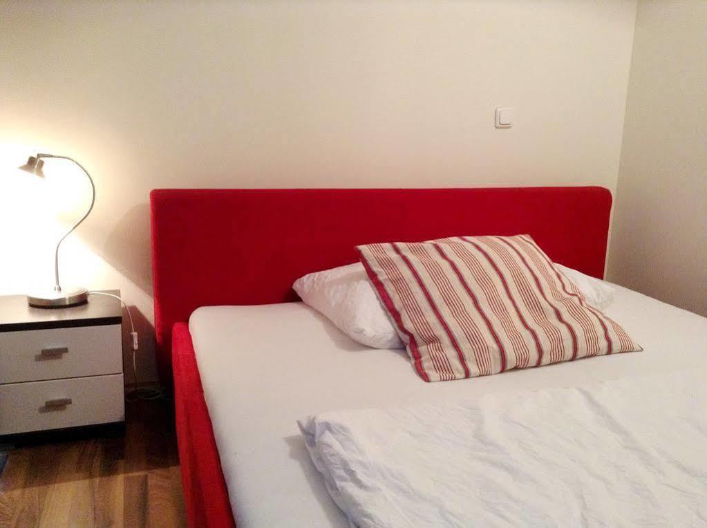 Turmfalke 24h Check In Linz